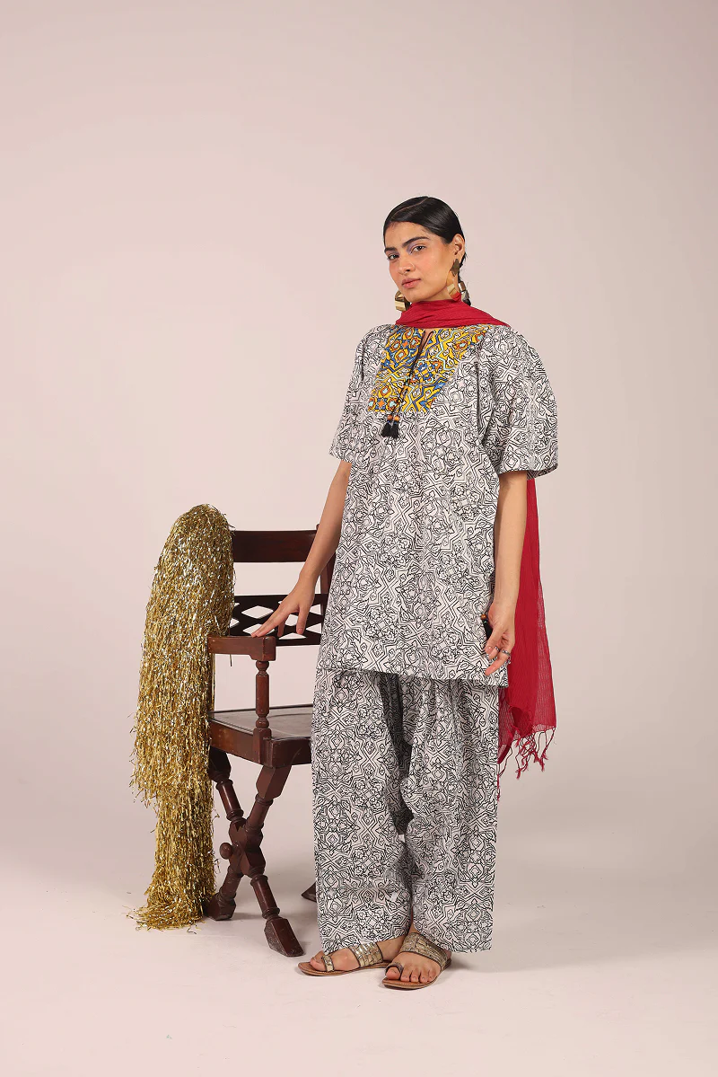Playful Persian Tiles Co-Ord Set - Image 2