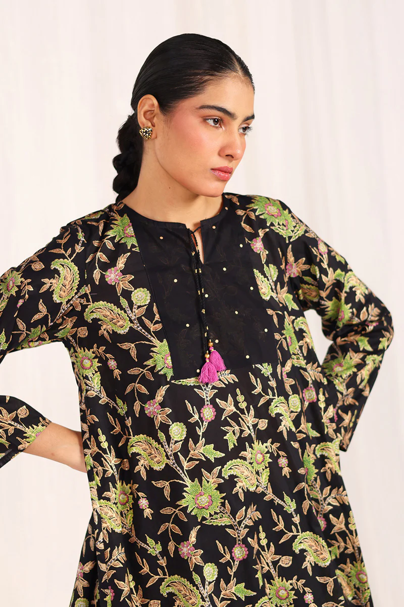 Gilded Florals Riwaayat Set - Image 7
