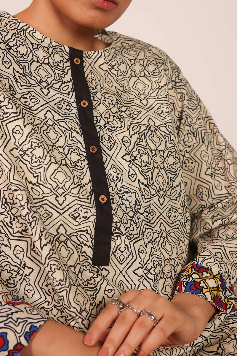 Persian Tiles Chic Ensemble - Image 6