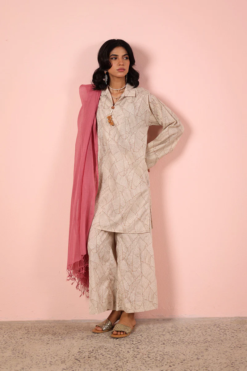 Foliage Tassel Tale Duo - Image 6