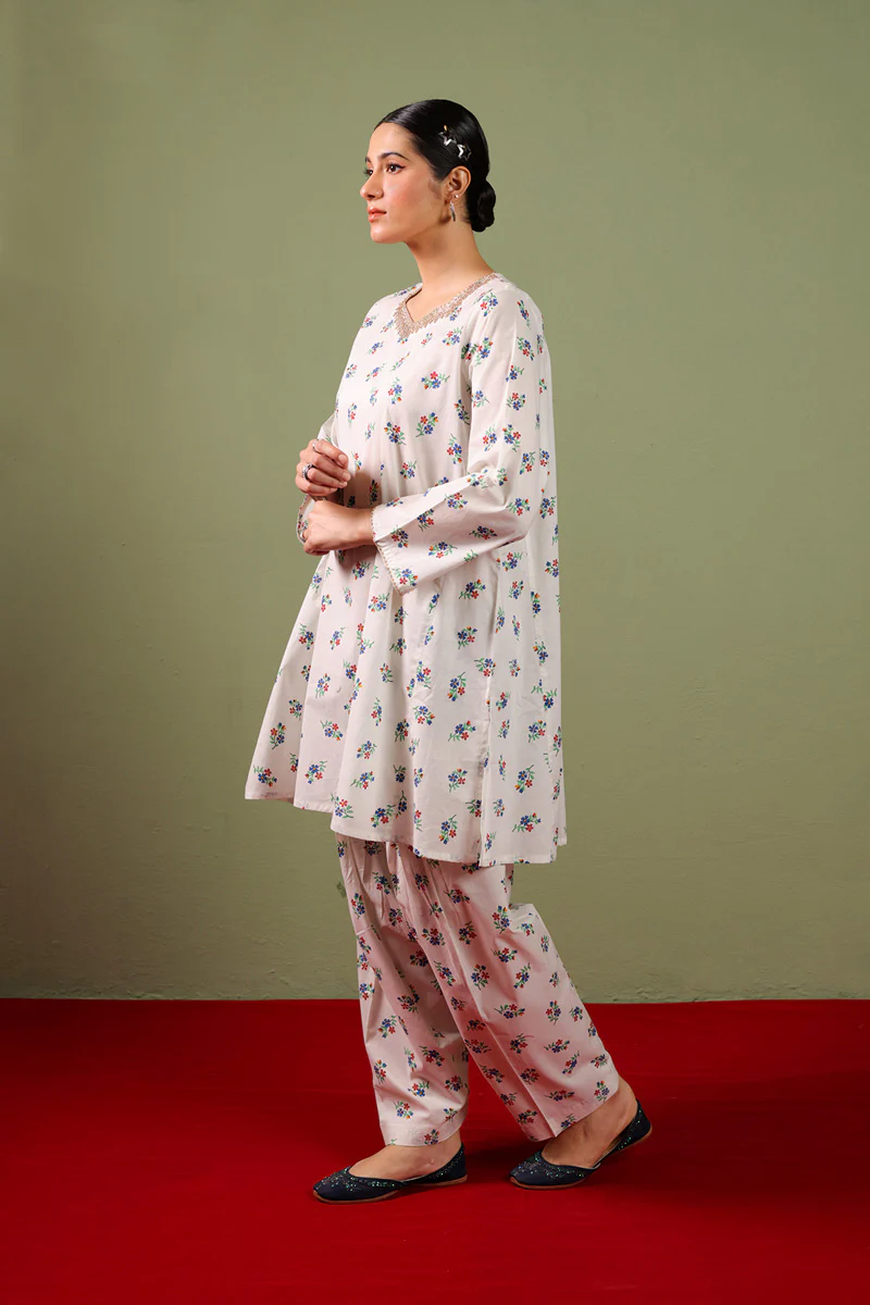 Gilded Balochi Booti Set - Image 5
