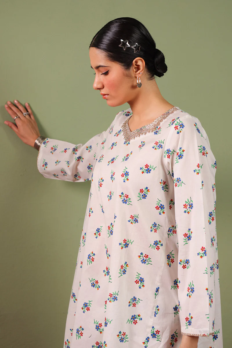 Gilded Balochi Booti Set - Image 7