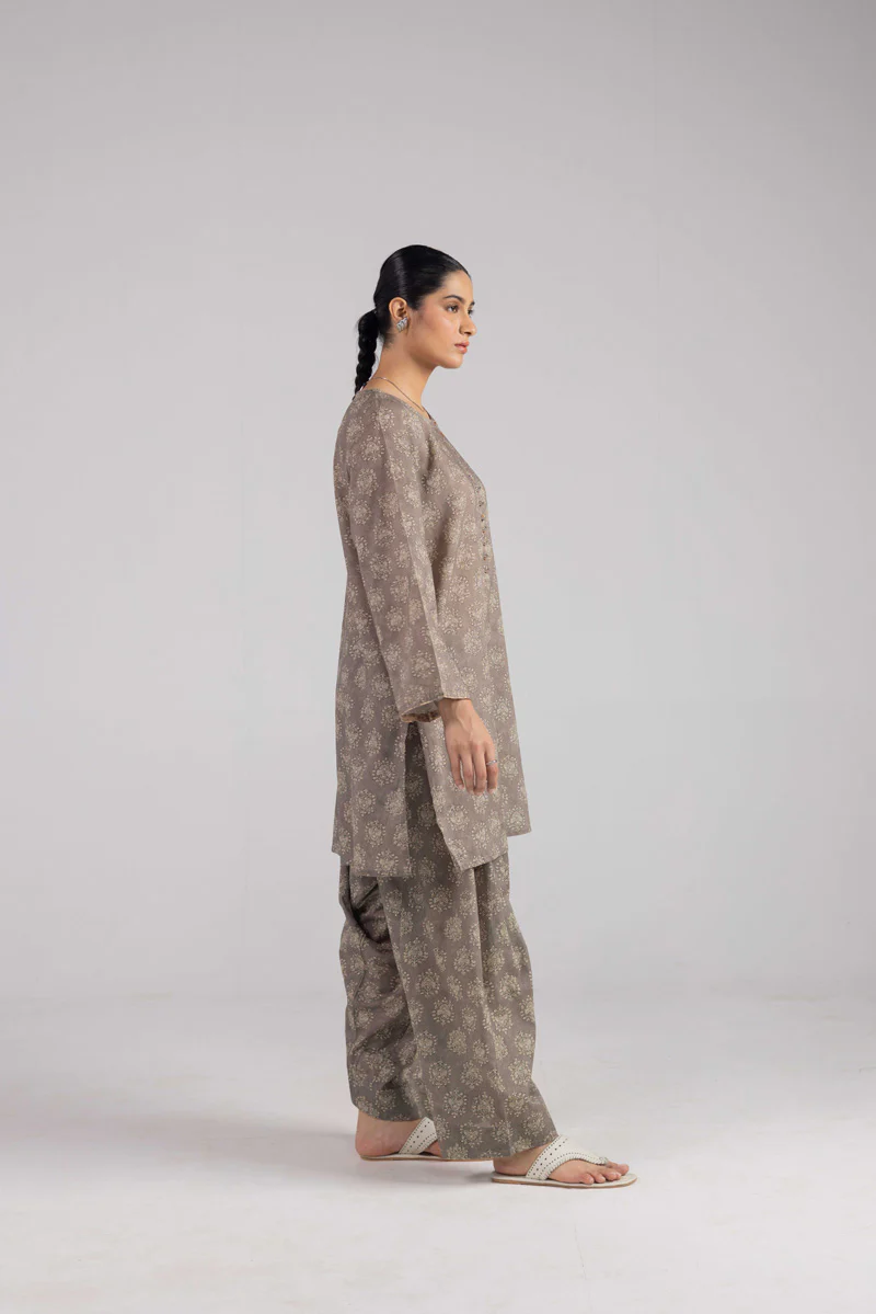 Gulnar Petals Ensemble - Image 11