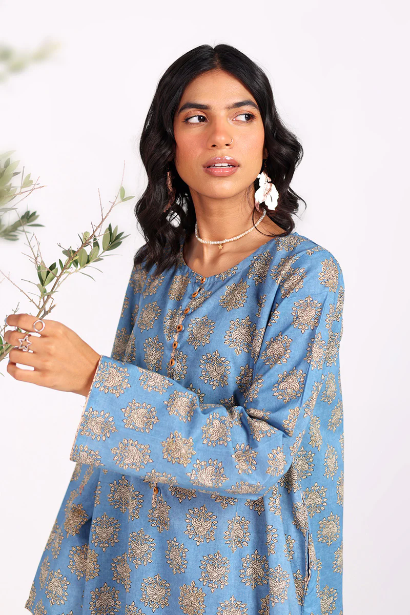 Gulnar Petals Ensemble - Image 5