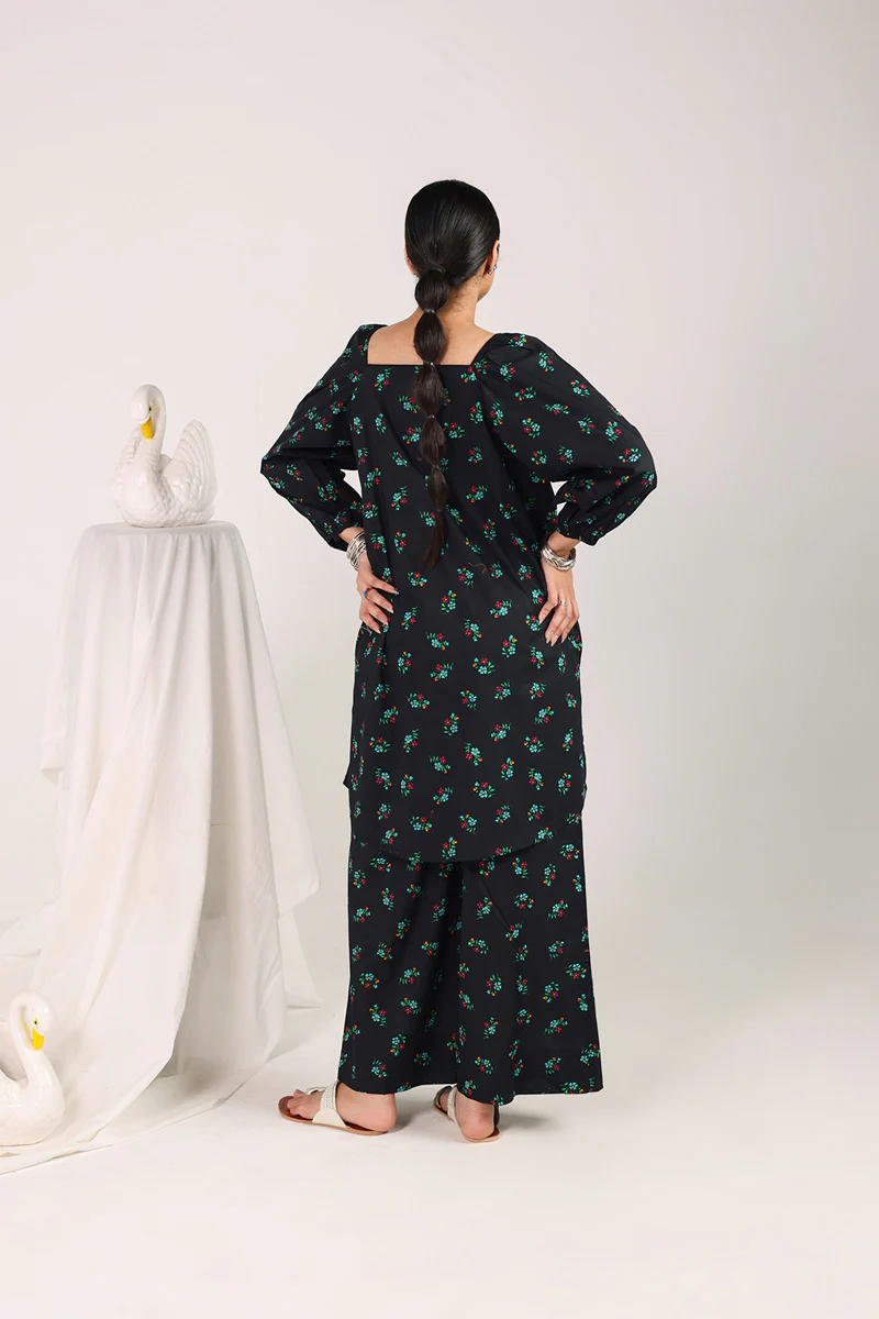 Balochi Booti Spring Veil Ensemble - Image 10