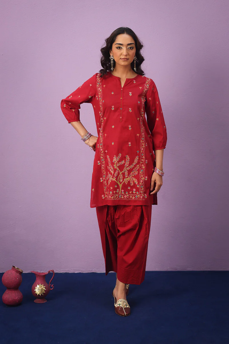 Chamba Rumal Mehar Ensemble - Image 7