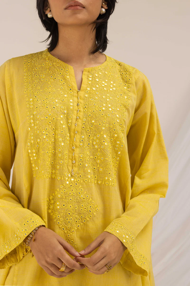 Aina Mahal Suit - Image 7