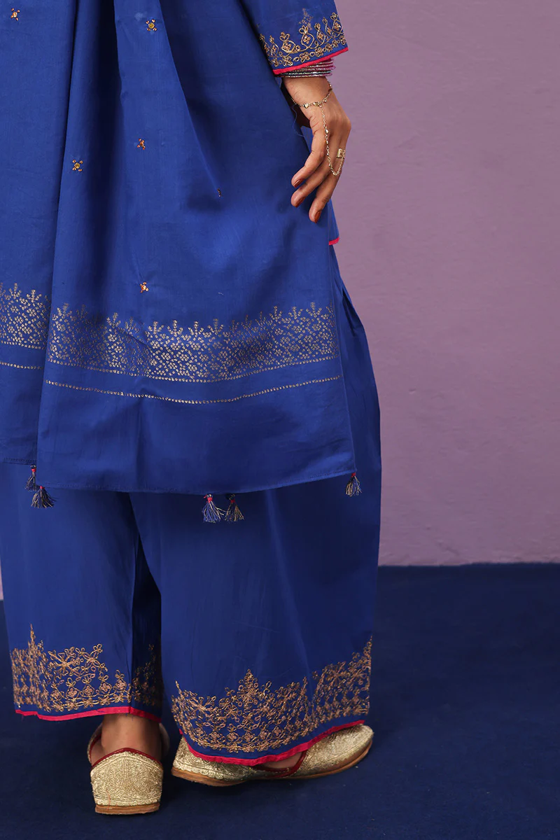 Raat ki Rani Signature Suit - Image 3