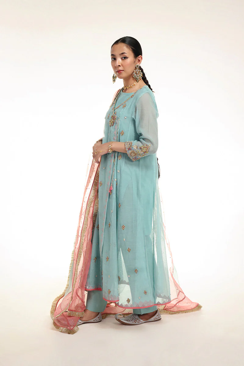 Mahrani Opulent Ensemble - Image 7