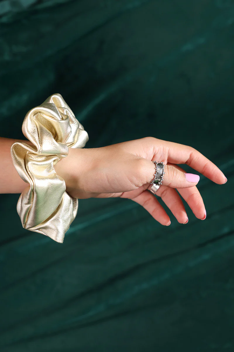 Twirl Tale Scrunchies - Image 3