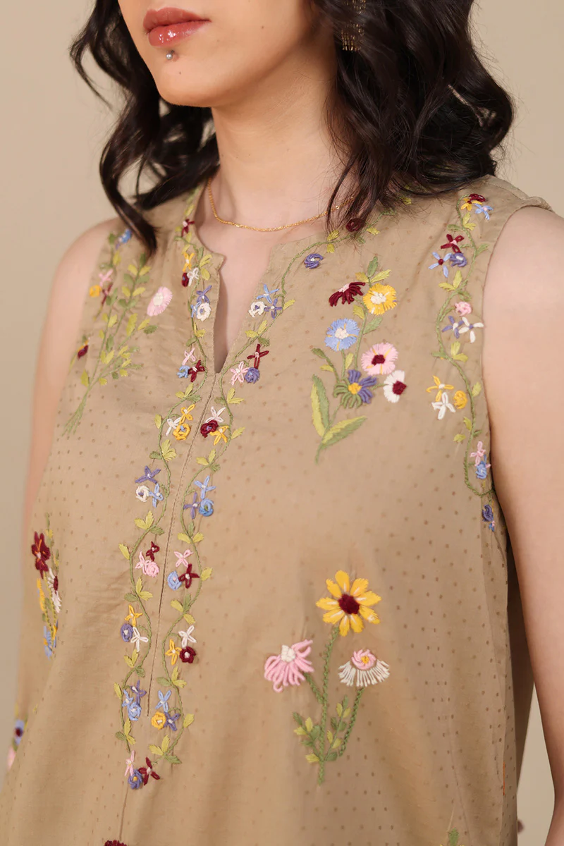 Floral Crush Hand-Embroidered Set - Image 8