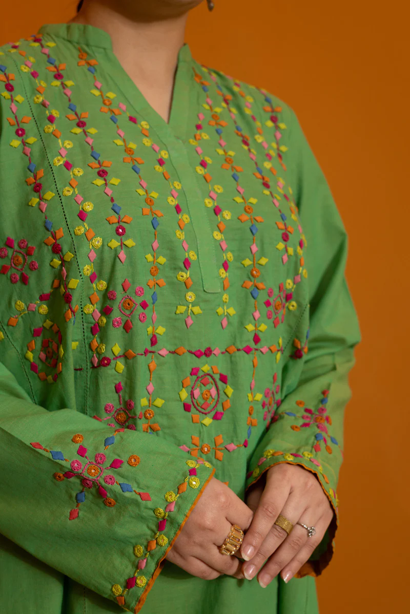 Hand-Crafted Tukri Set - Image 10