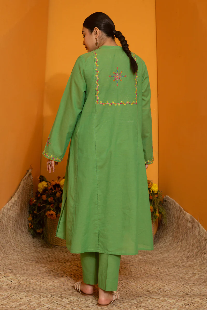 Hand-Crafted Tukri Set - Image 11
