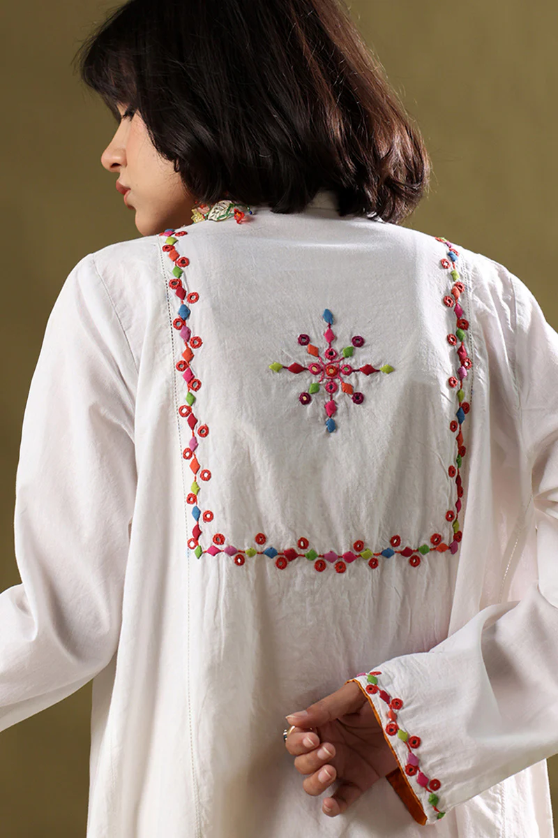 Hand-Crafted Tukri Set - Image 4