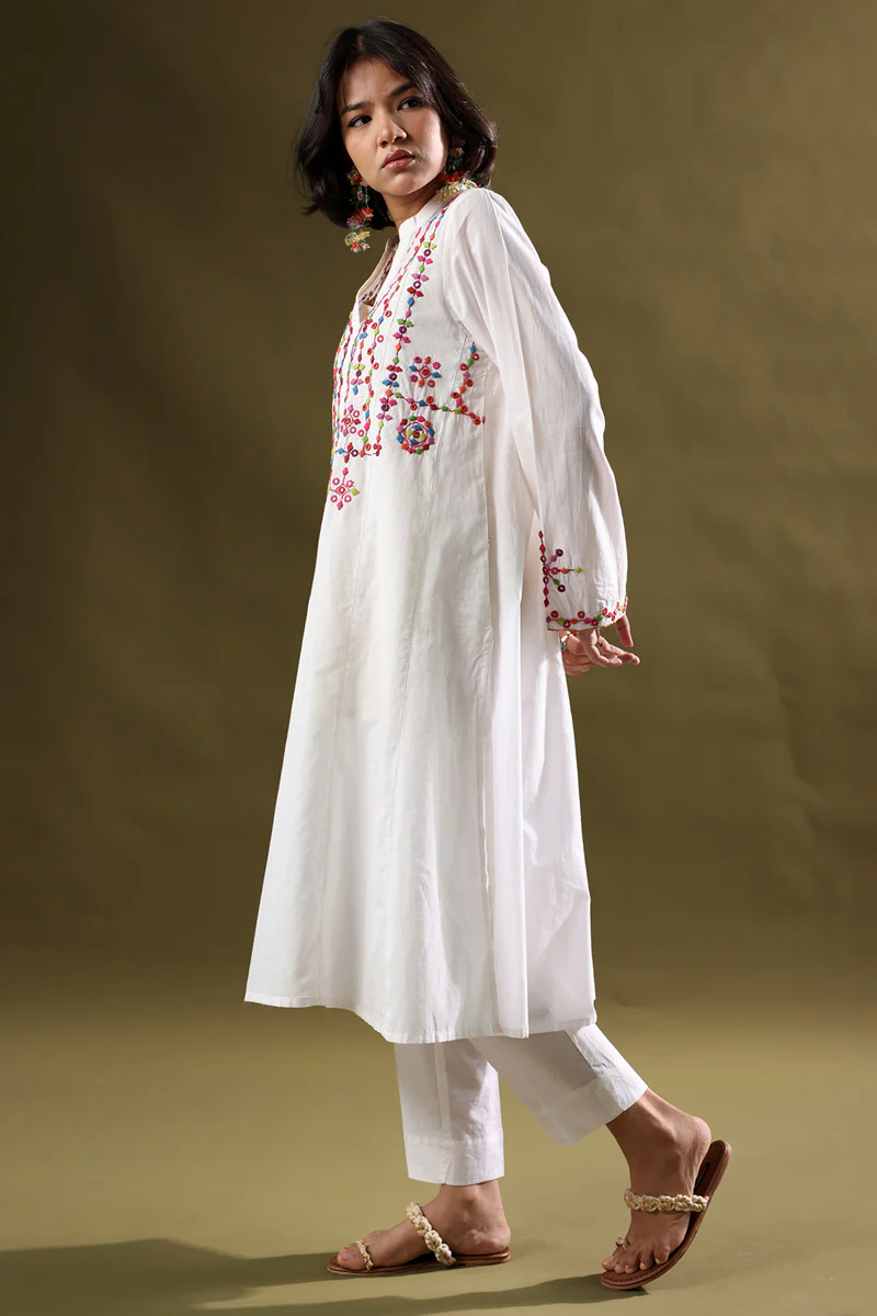 Hand-Crafted Tukri Set - Image 7