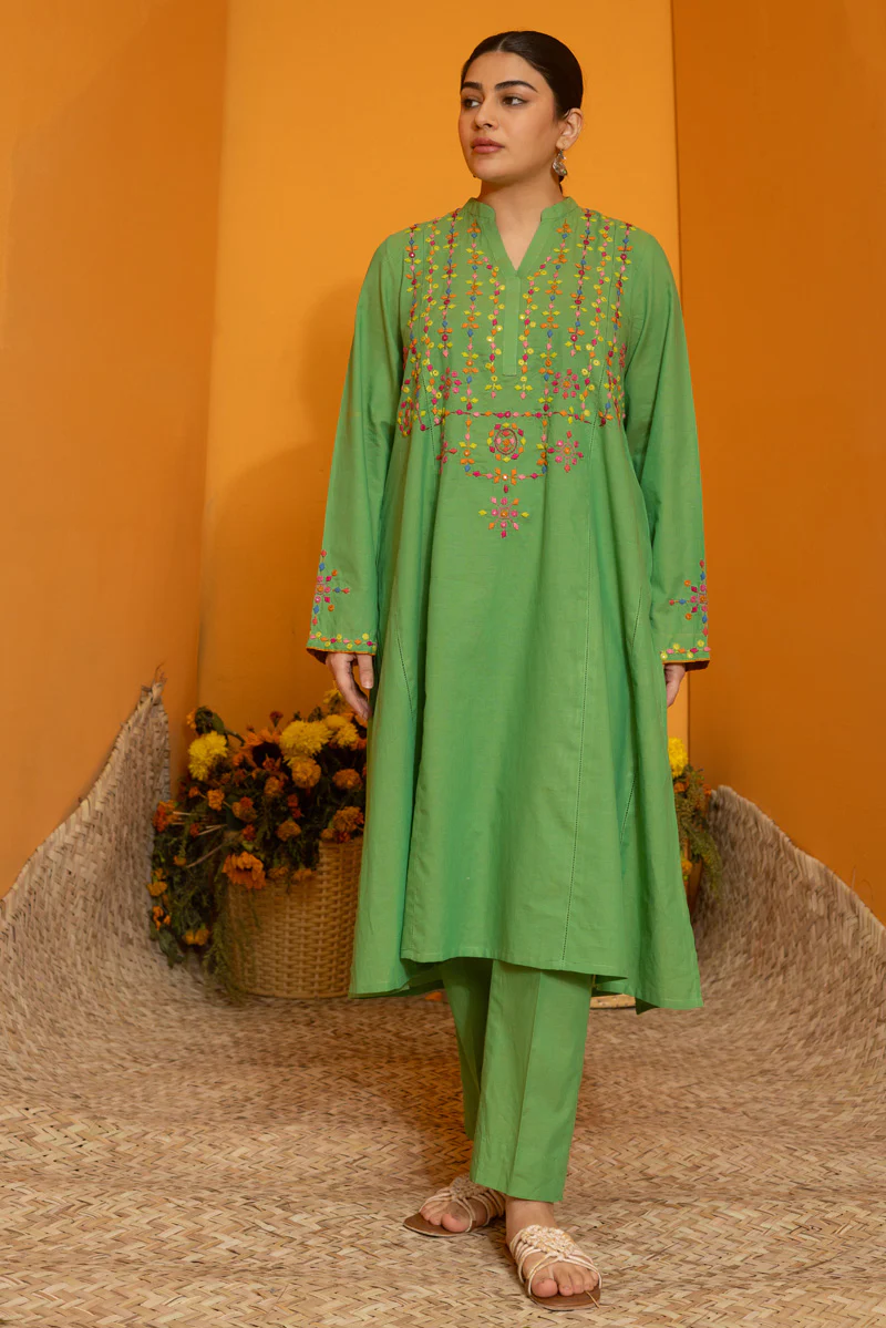 Hand-Crafted Tukri Set - Image 8