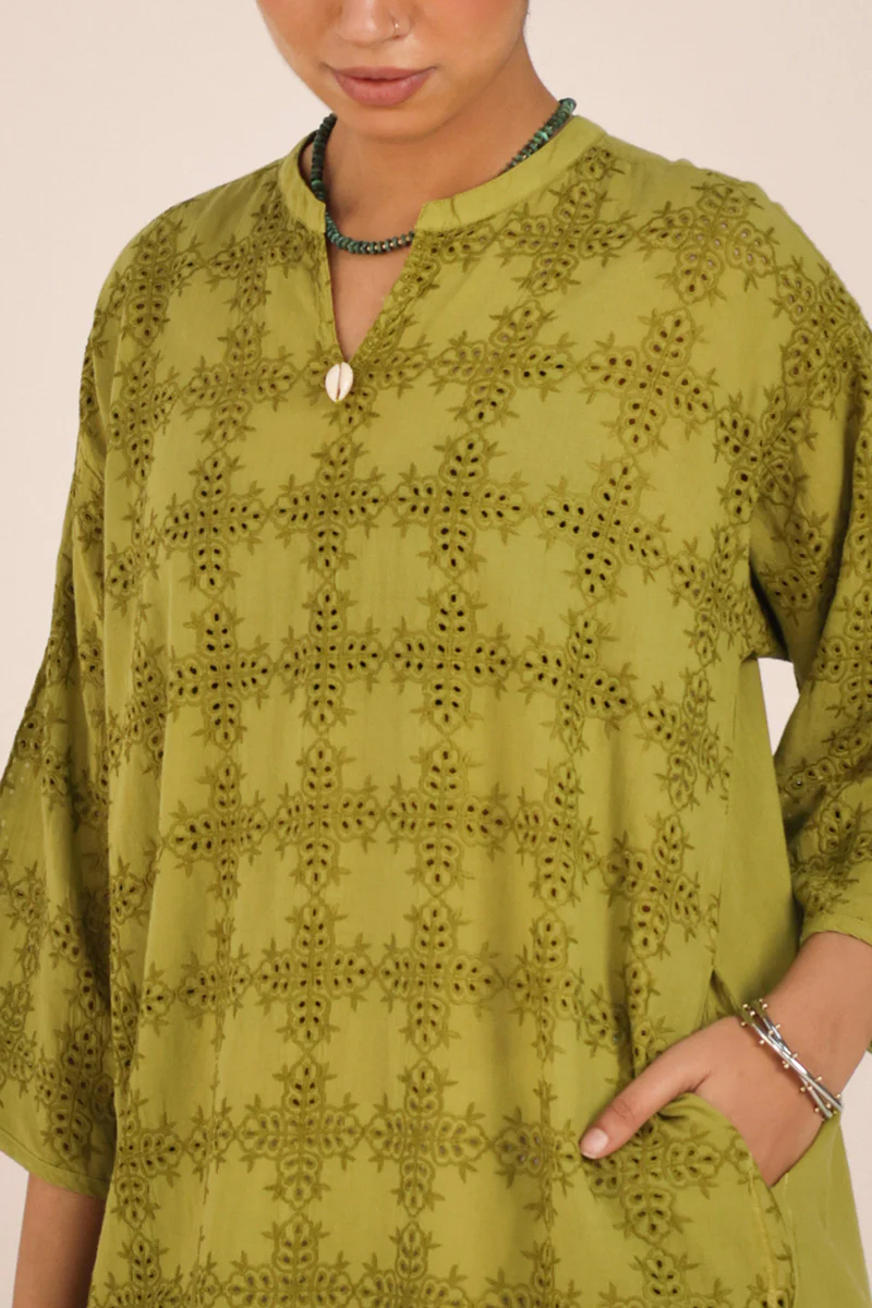 Spring Fling Schiffli Whispers Kurta - Image 18
