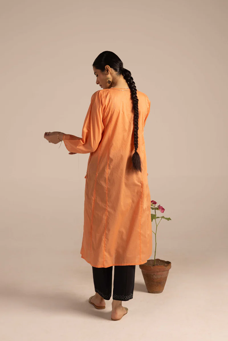Sea foam Mukesh Gleam kurta - Image 11