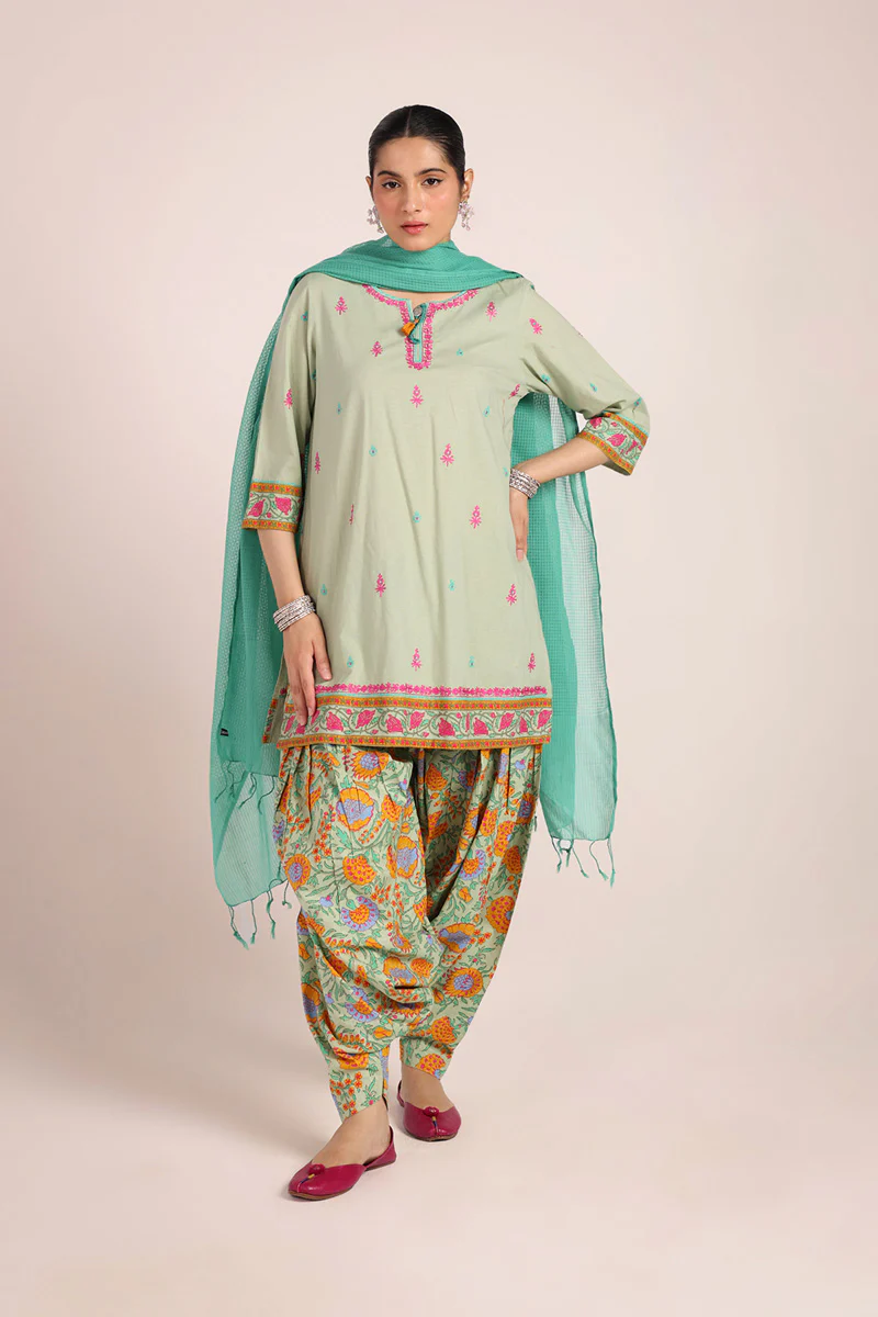 Kachnaar Karigari Duo - Image 2