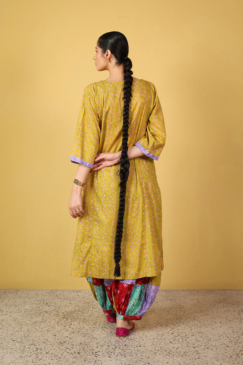Rangeela Surkh Saaz Kurta - Image 8