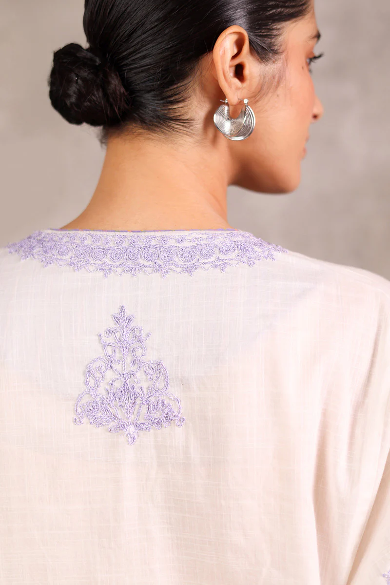 Rangeen Qissay Embroidered Set - Image 7