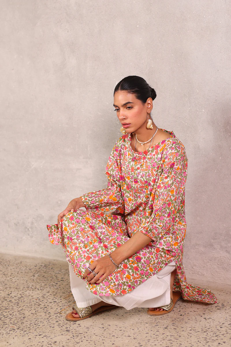 Painted Day Dream Kurta - Image 8