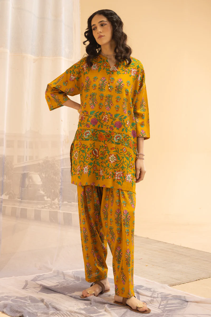 Floral Ease Tassel Set - Image 5