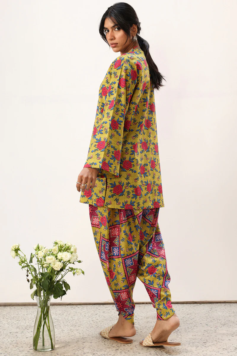Gulab Mosaic Tulip Set - Image 10