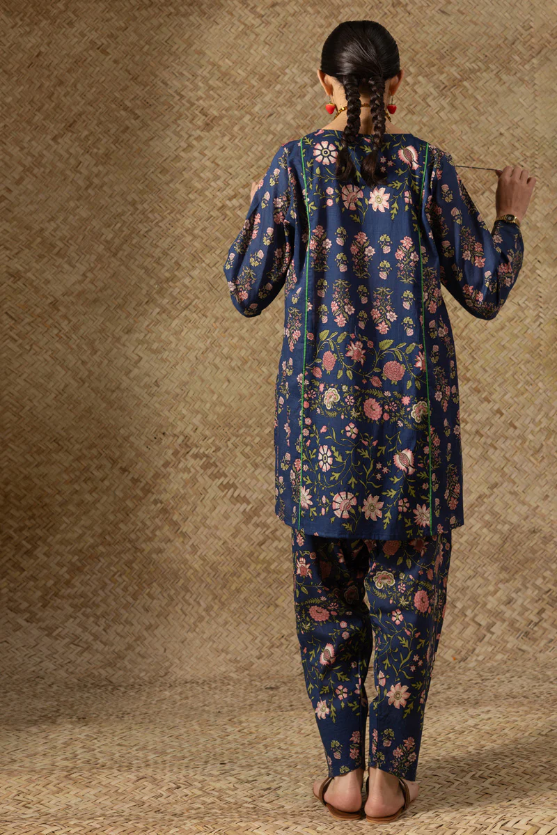 Bloomline Tassel Set - Image 5
