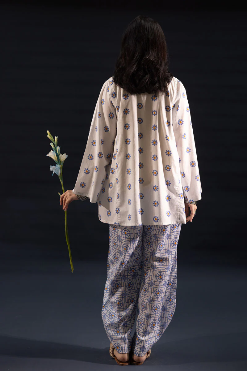 Soft Floral Drift Set - Image 17