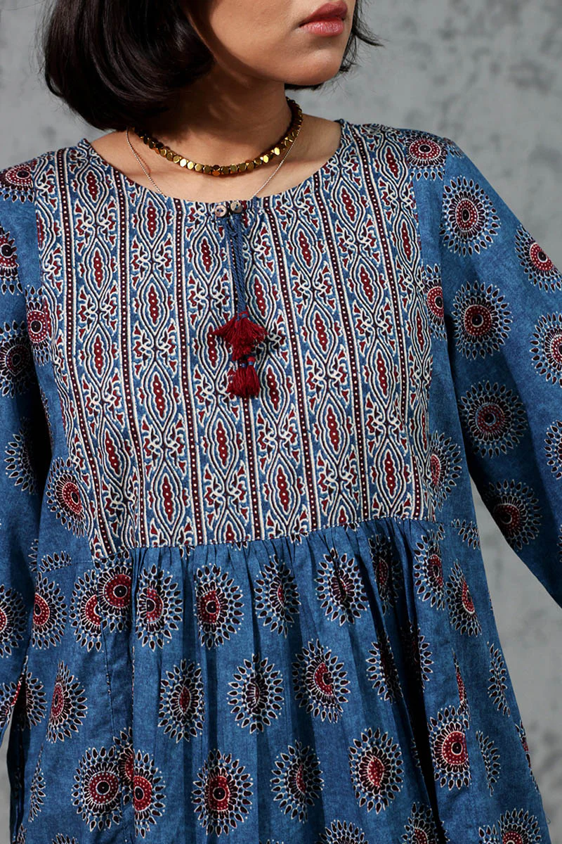 Ajrak Kahani Reverie Set - Image 2