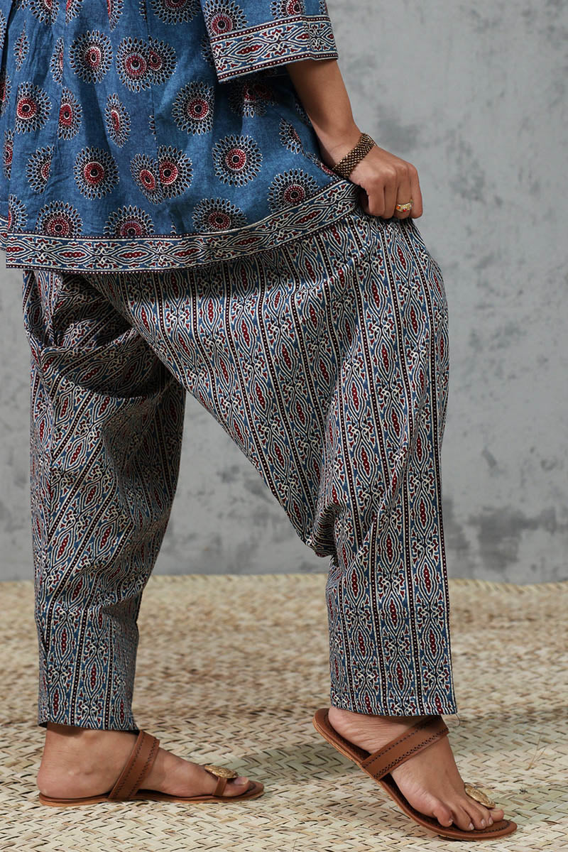 Ajrak Kahani Reverie Set - Image 4