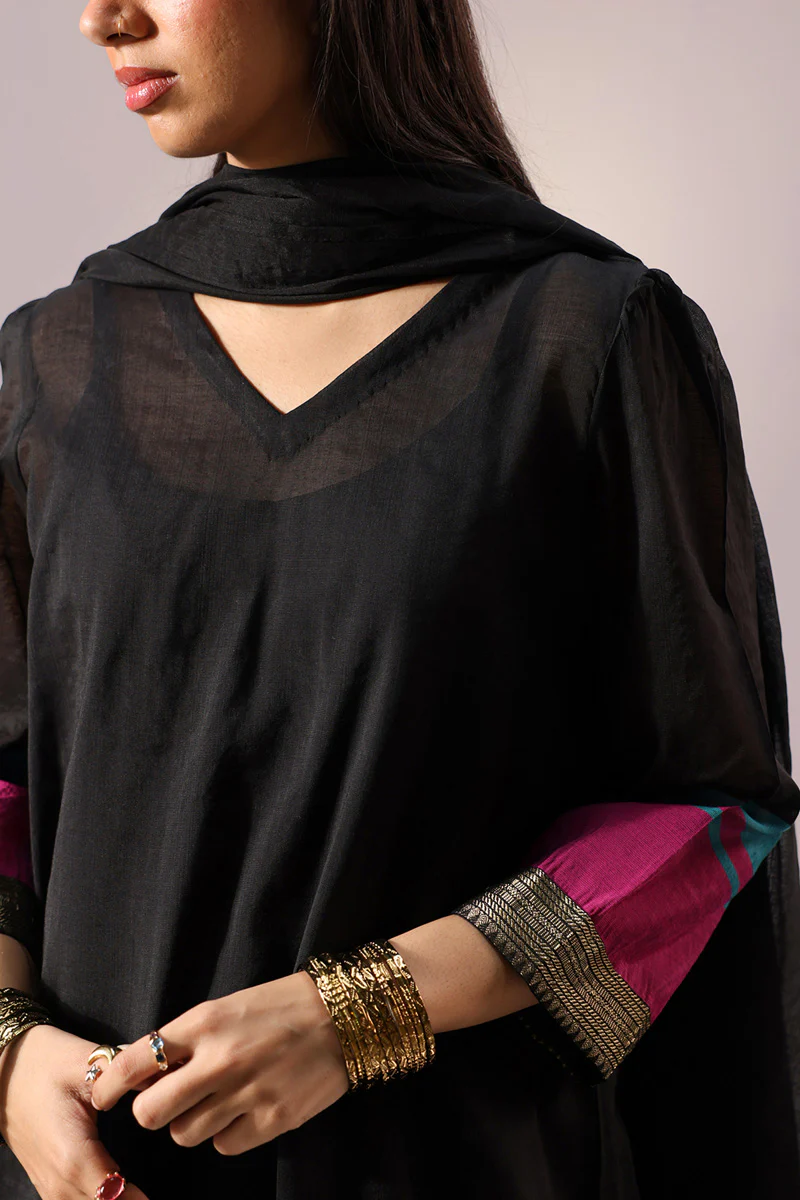 Rang-e-Mehfil 3-Piece Ensemble - Image 2