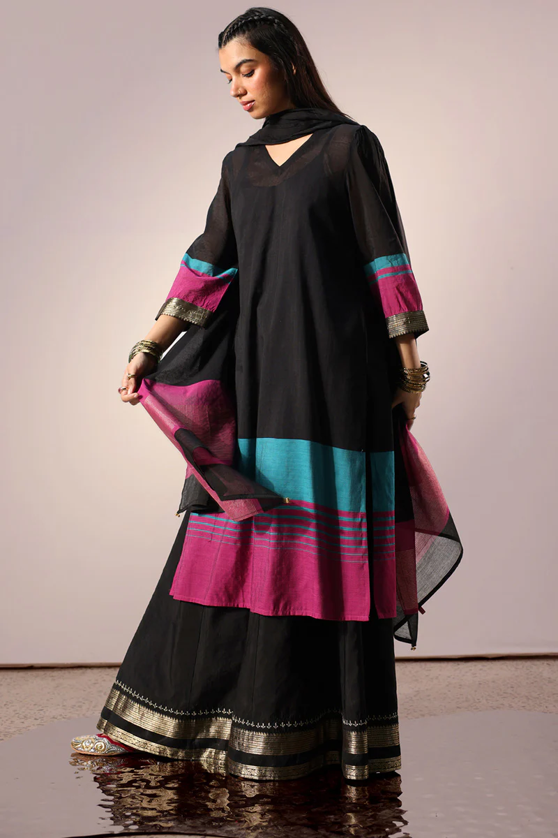 Rang-e-Mehfil 3-Piece Ensemble - Image 4