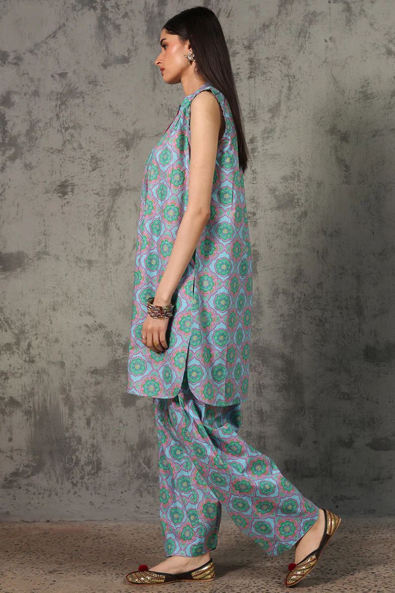Pleated Crochet Duo Set - Image 8