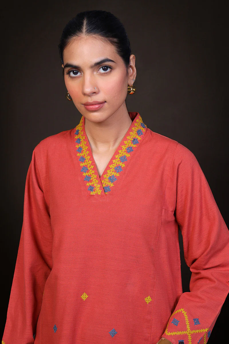 Timeless Charm Kurta - Image 2