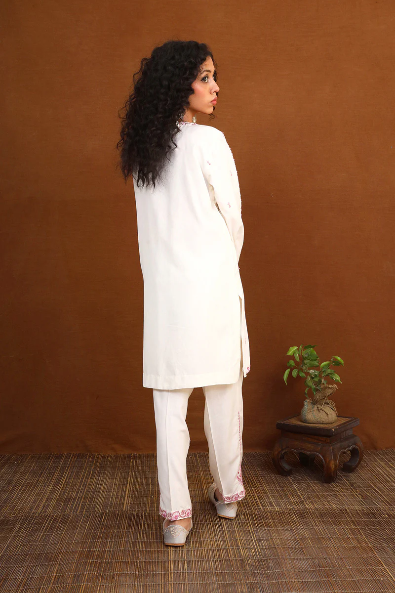 Kora Kaghaz 2 Piece - Image 4