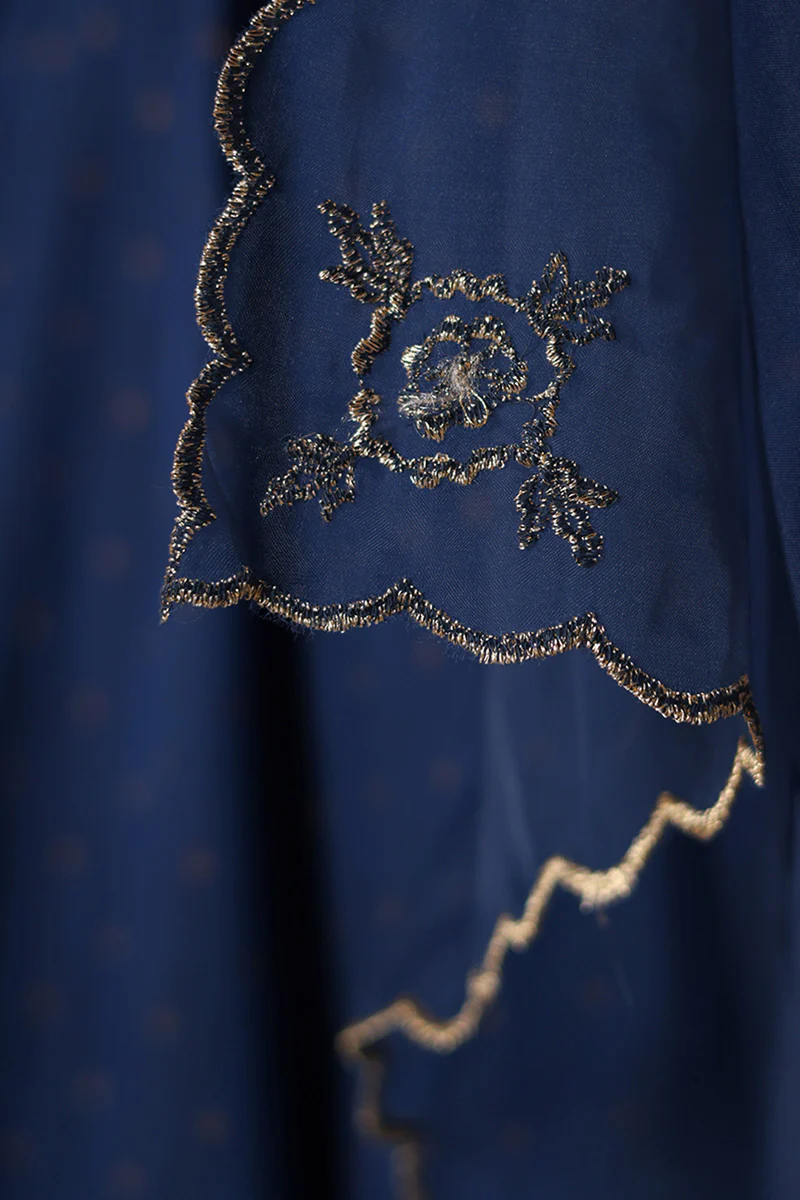 Firni Iconic Suit - Image 3