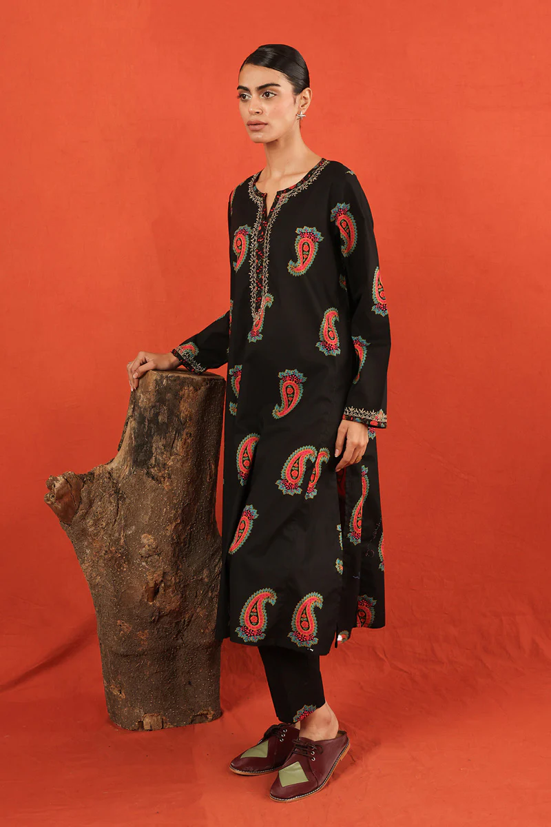 Ambi Embroidered Duo - Image 4