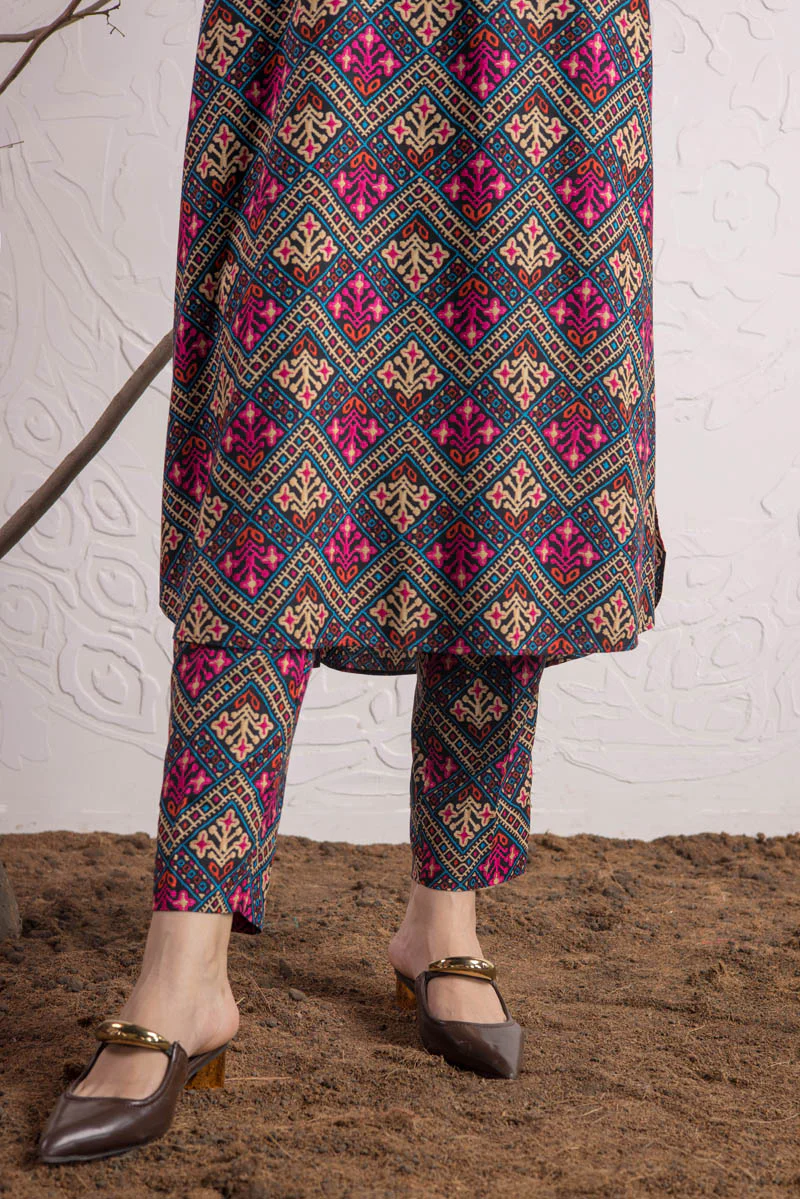 Collared Nyzynka 2 Piece - Image 4