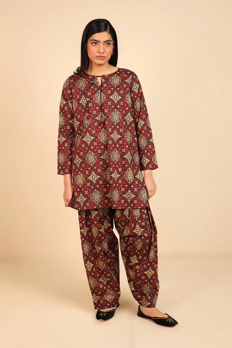 Indonesian Chic Duo - Image 3