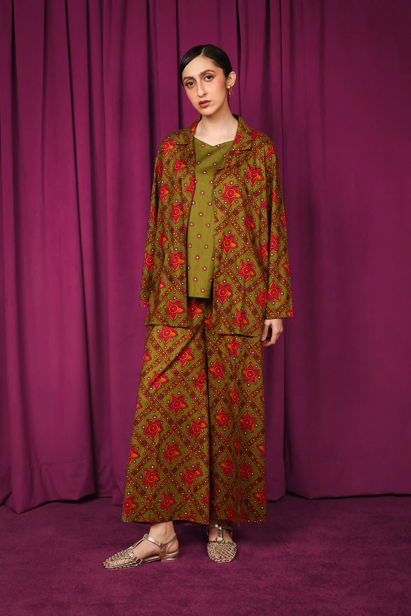 Kutch Kahani Outfit - Image 5