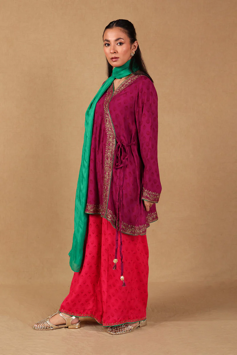 Regal Bahar Bano 3 Piece Suit - Image 3