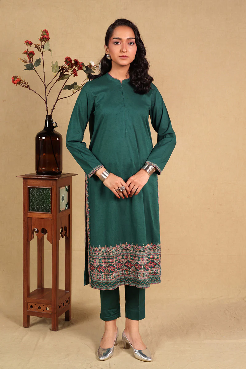 Embroidered Linear Miniature 2 Piece - Image 3