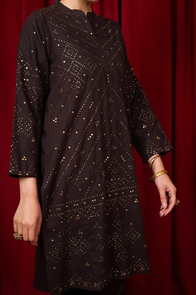 Chunri Silsala Suit - Image 9
