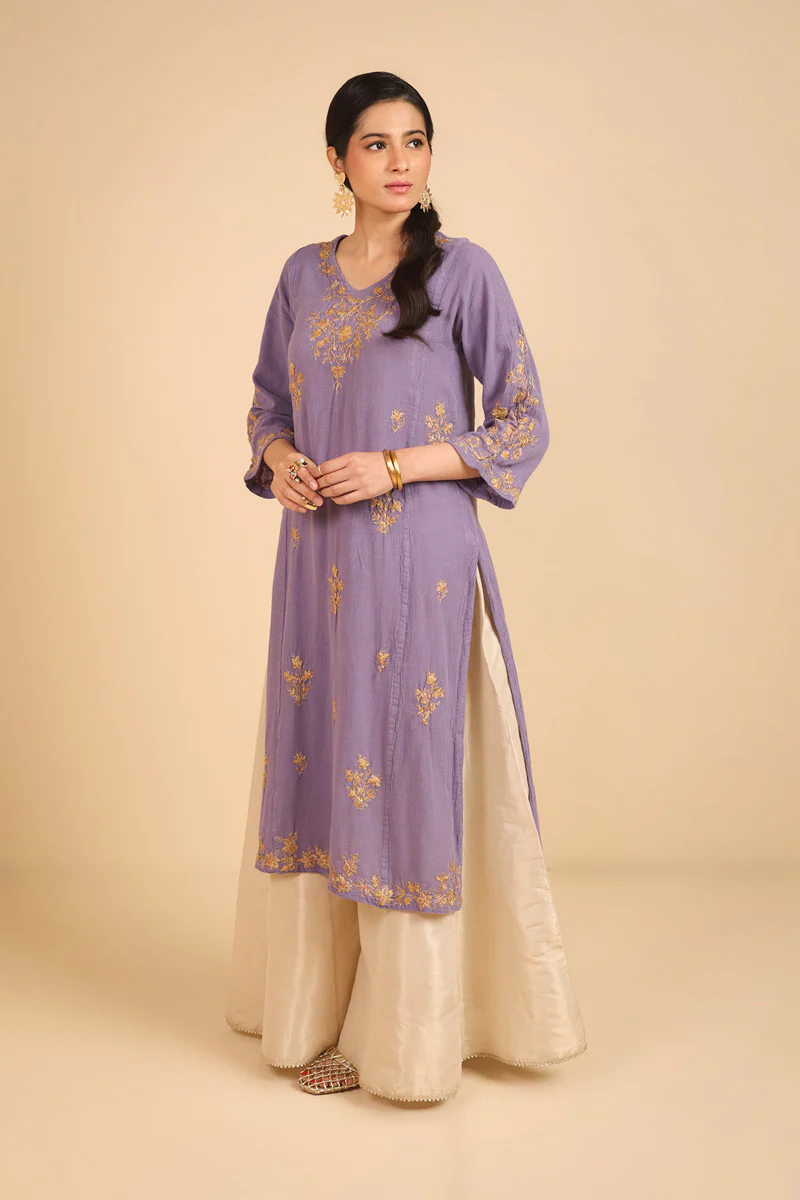 Embroidered Sona Chandi Kurta - Image 5