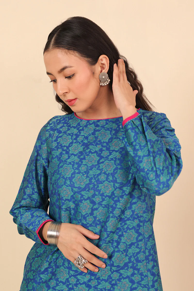 Naqsh Floral Patterned 2-Piece Suit - Image 2