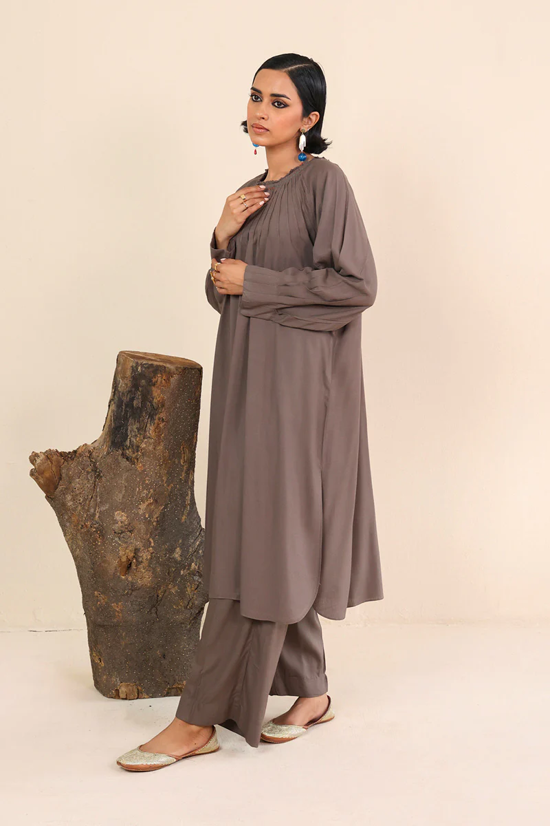 Elegant Vintage Grace 2 Piece - Image 3