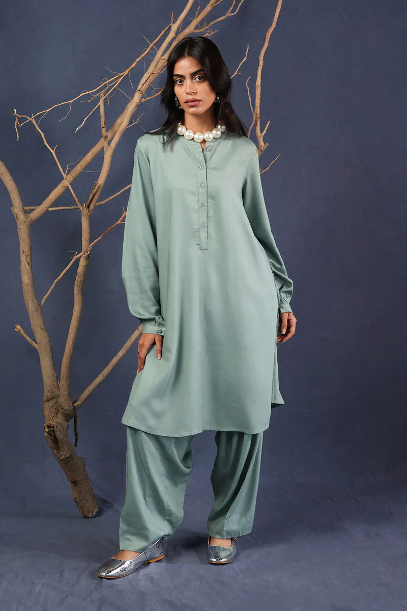 Timeless Vintage Grace 2 Piece - Image 17