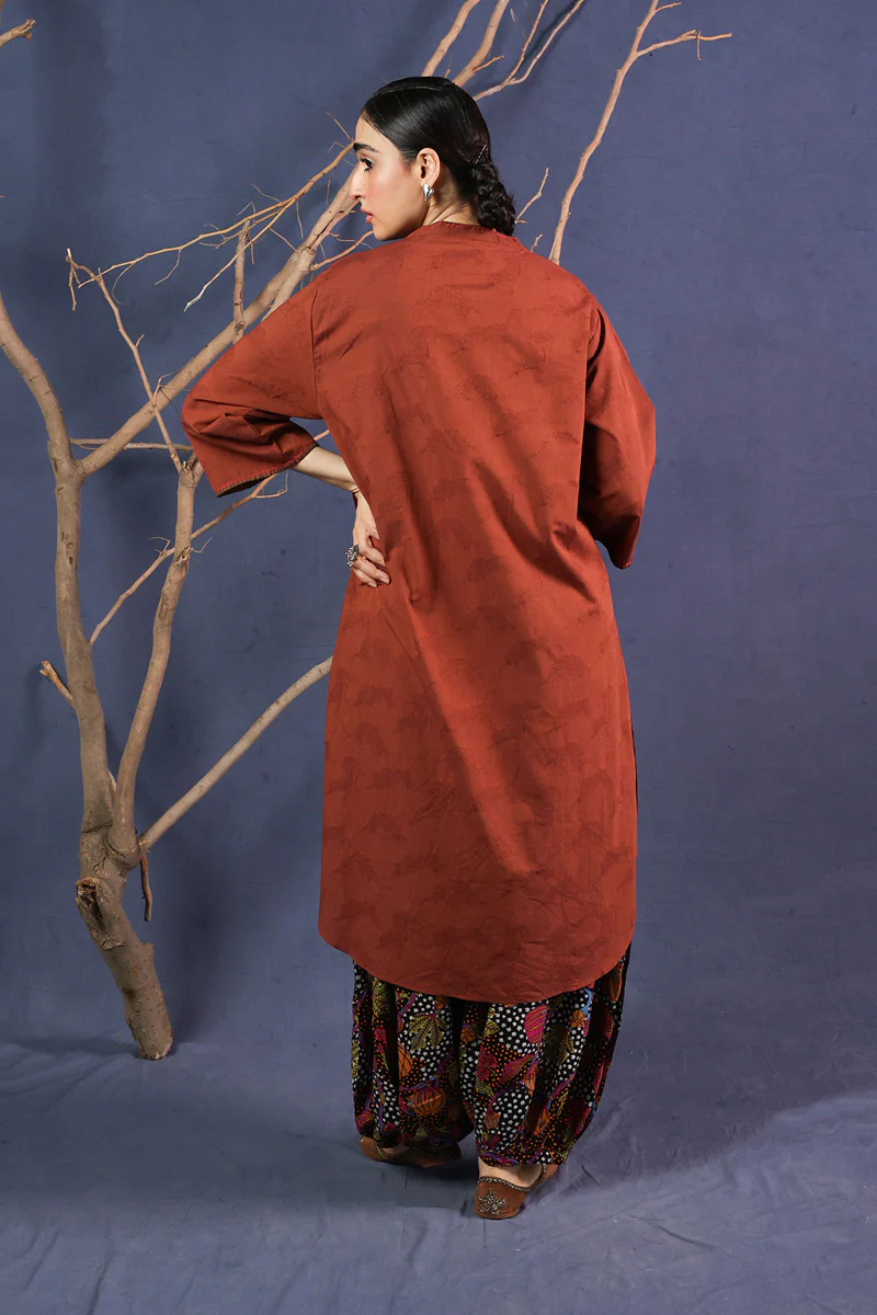 Contemporary Flo Roar Kurta - Image 5
